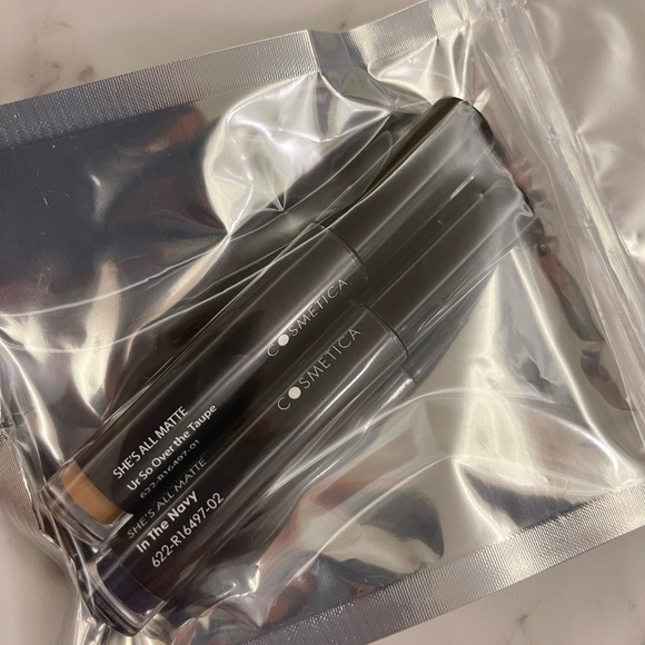 Cosmetica bundle - Picture 10 of 12